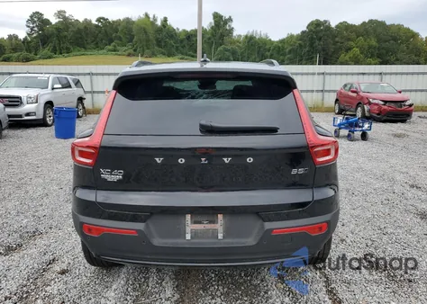 2026 Volvo Xc40 Ultra z USA, uszkodzony, nr VIN YV4L12UM1T2660279